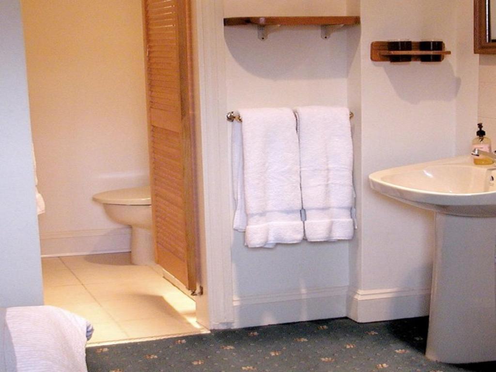 Dee & Steve'S B&B Windsor Oda fotoğraf